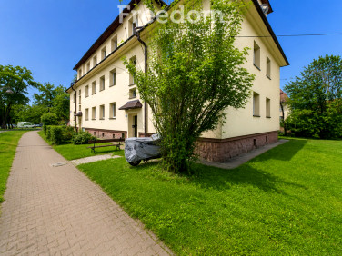 Mieszkanie blok mieszkalny nad rzeką