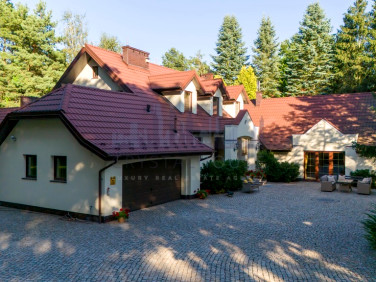 Dom Józefów