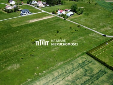 Działka przy lesie