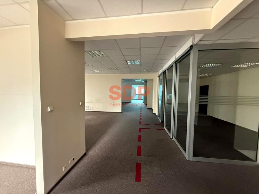 Budynek użytkowy Warszawa