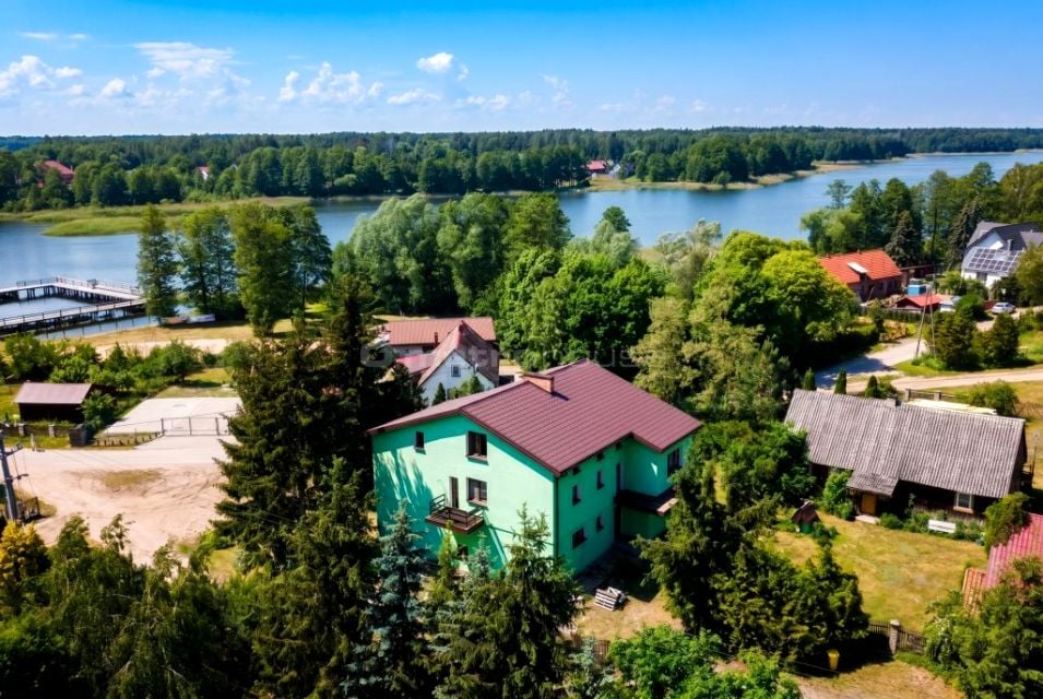 Dom Piasutno
