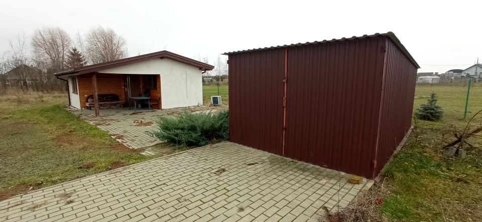 Działka budowlano-rolna Moszczonne