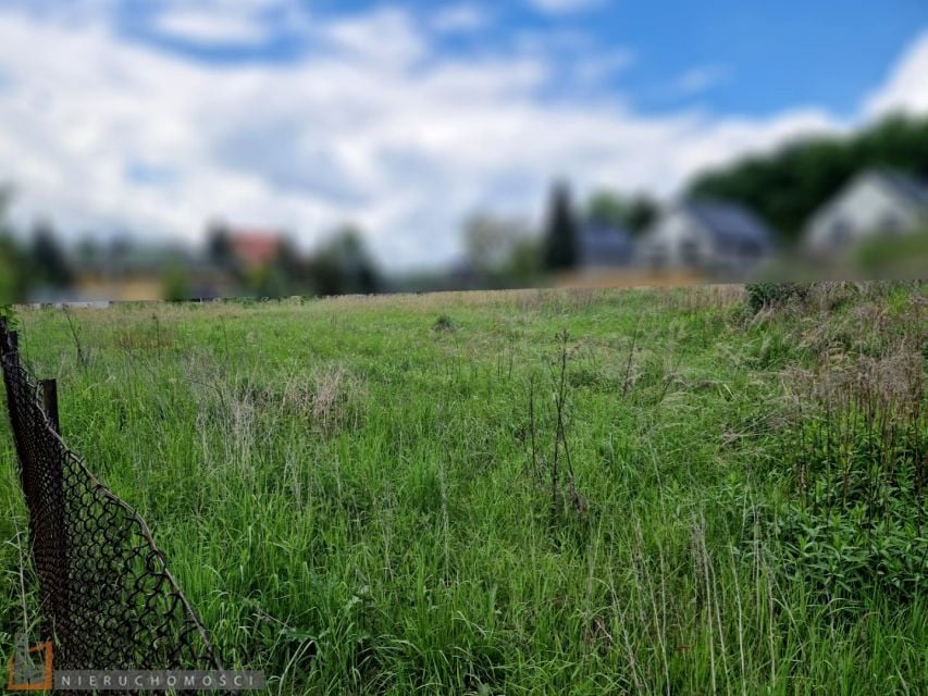 Ogrodzona działka sprzedam