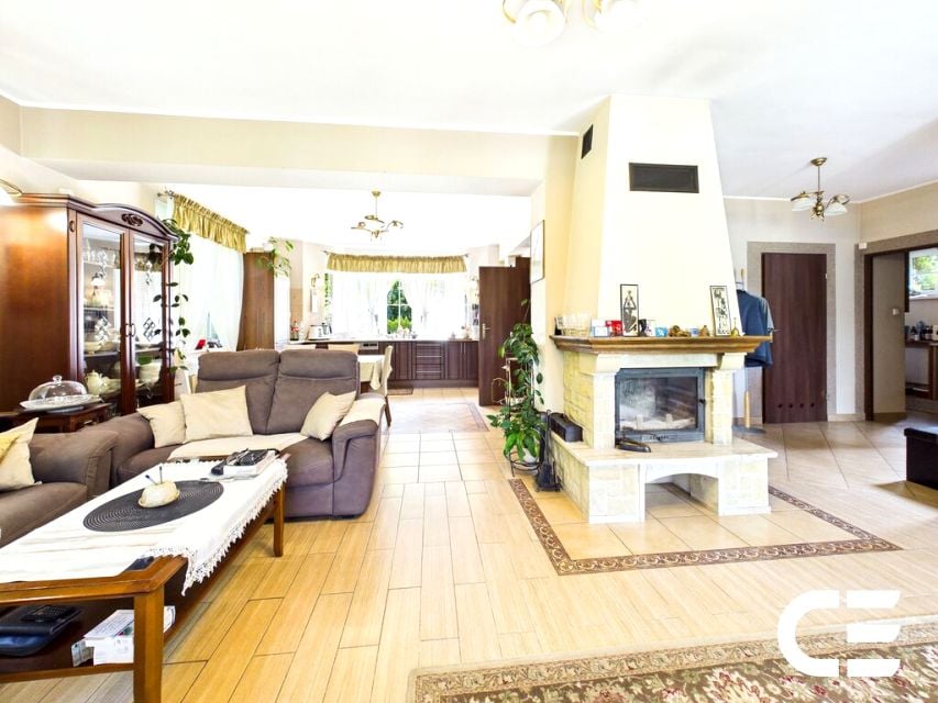 Dom na sprzedaż, 5 pokoi, 168 m², Nieciszów