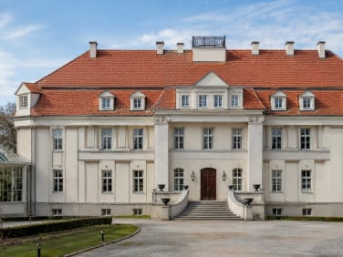 Budynek użytkowy Trawniki