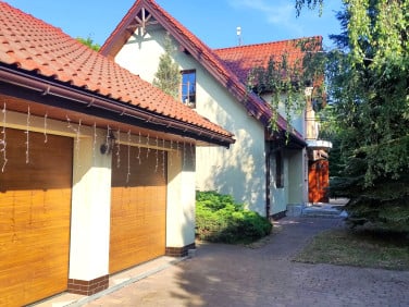 Dom Józefów