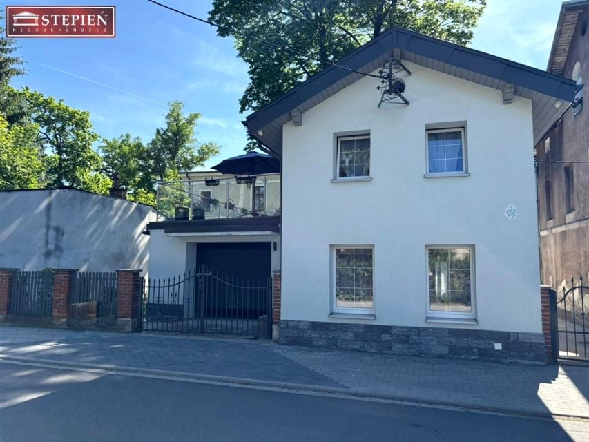 Dom Jelenia Góra