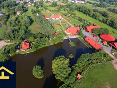 Budynek użytkowy Całowanie