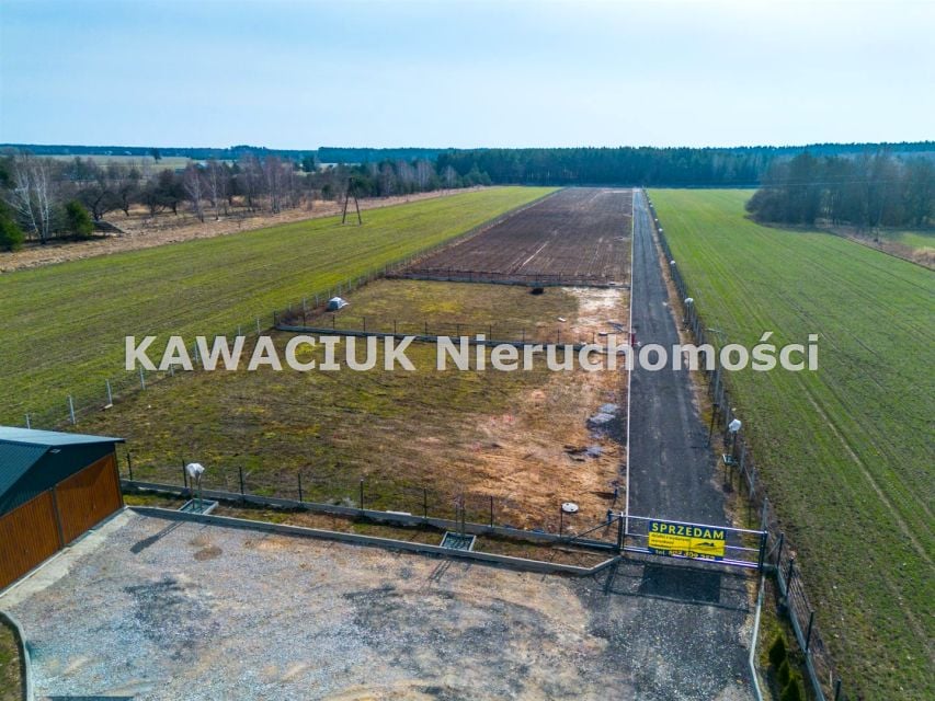 Zabudowana działka Królowa Wola