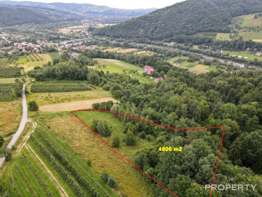 Pusta działka Zabrzeż