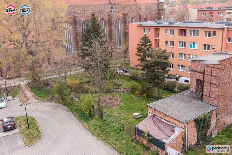 Działka usługowa sprzedam