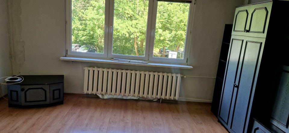 Mieszkanie blok mieszkalny przy lesie
