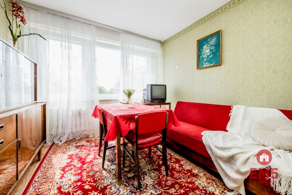 Mieszkanie blok mieszkalny przy lesie