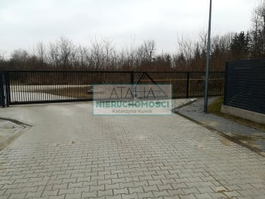 Ogrodzona działka sprzedam