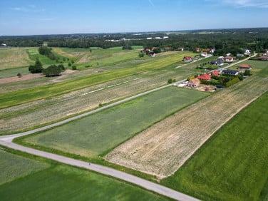 Działka budowlana Ładna