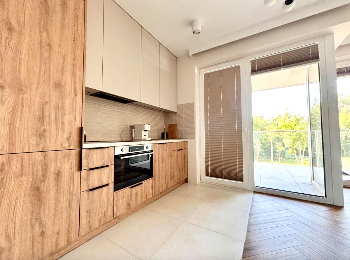 Apartament, Aleja gen. Władysława Sikorskiego