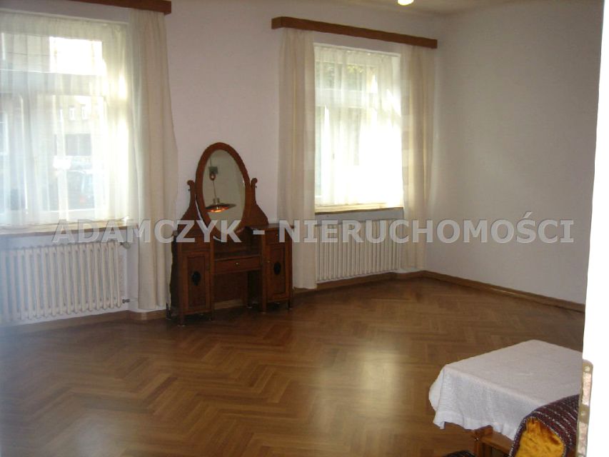 Budynek użytkowy Warszawa