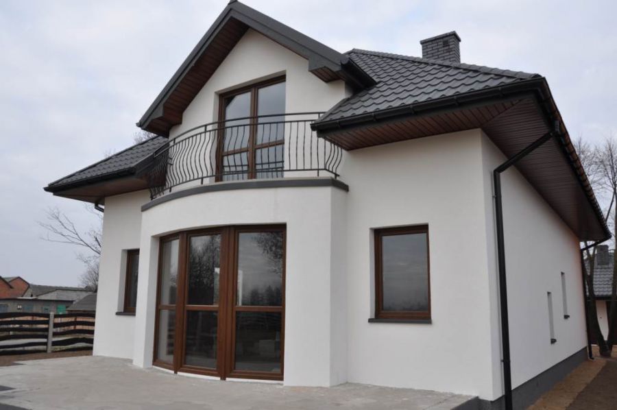 Dom Restarzew Środkowy