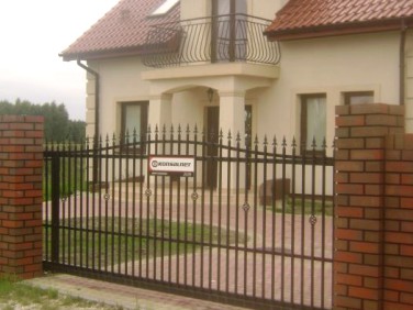 Dom Młochów