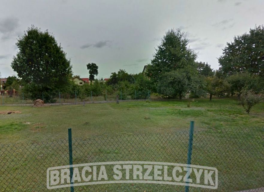 Pusta działka Warszawa