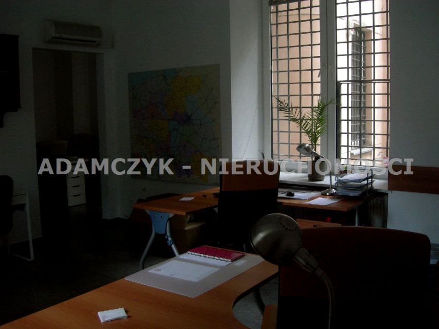 Budynek użytkowy Warszawa