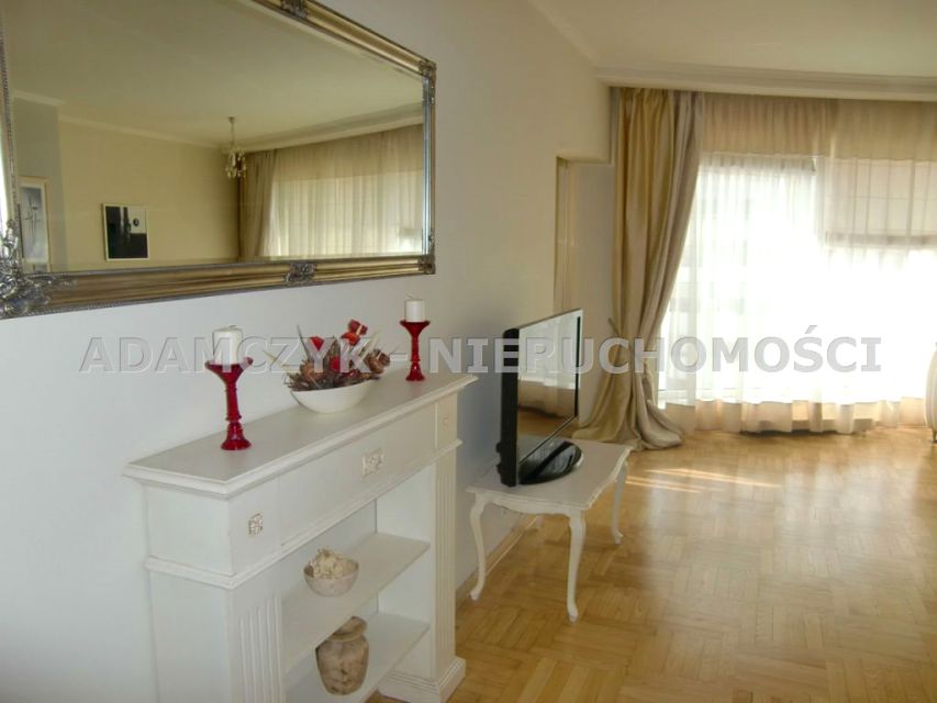 Budynek użytkowy Warszawa