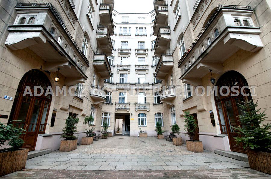 Lokal Warszawa