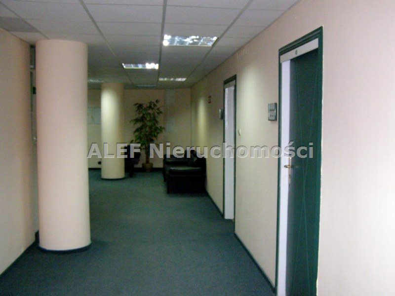 Budynek użytkowy Warszawa