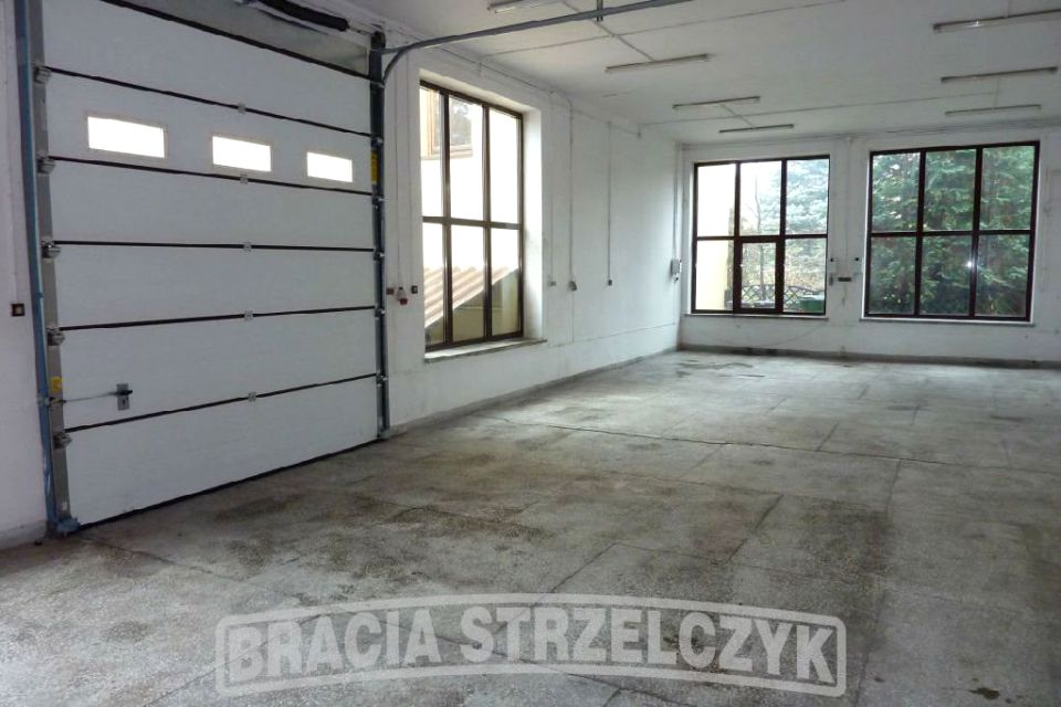Budynek użytkowy Warszawa