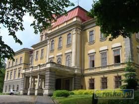 Dom helżach
