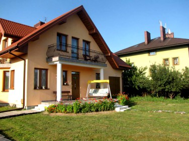 Dom Wola Mrokowska