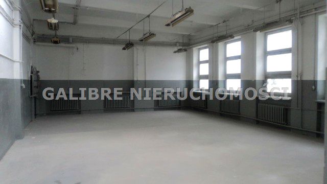 Budynek użytkowy Warszawa