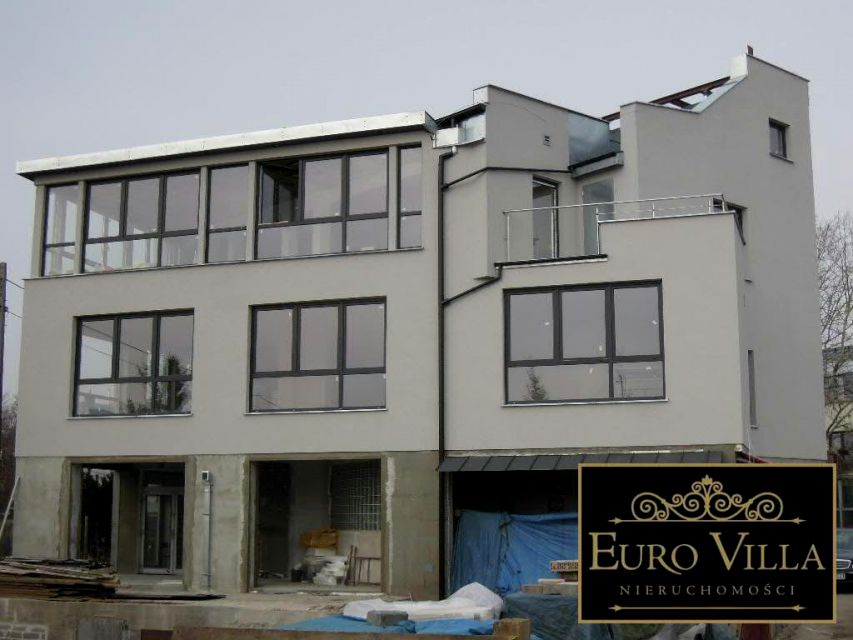 Budynek użytkowy Warszawa