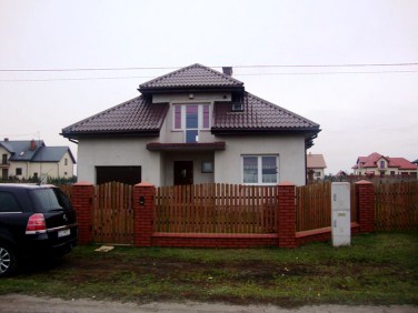 Dom Tłuchowo