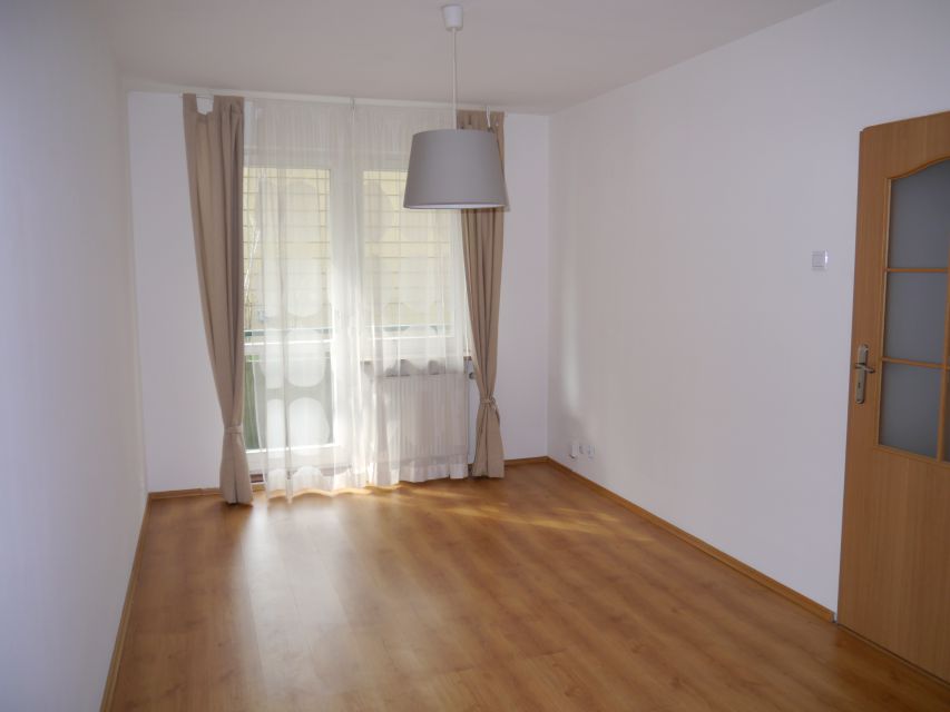 Mieszkanie blok mieszkalny nad rzeką