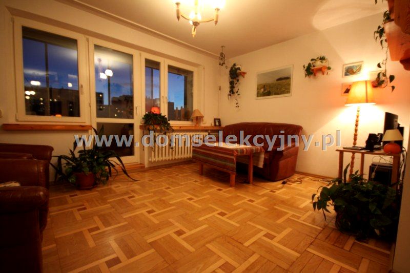 Mieszkanie blok mieszkalny Warszawa