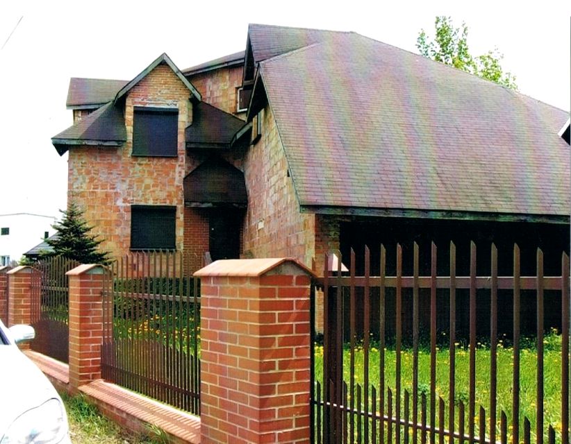 Dom Brwinów